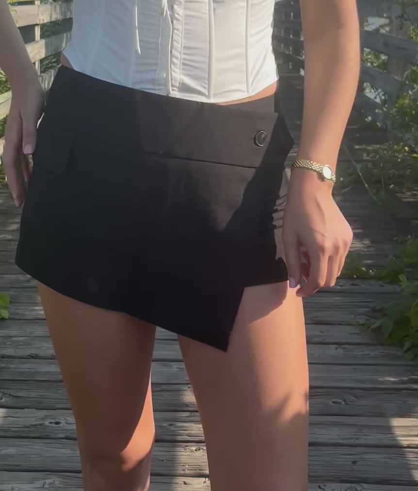 The Little Black Skort